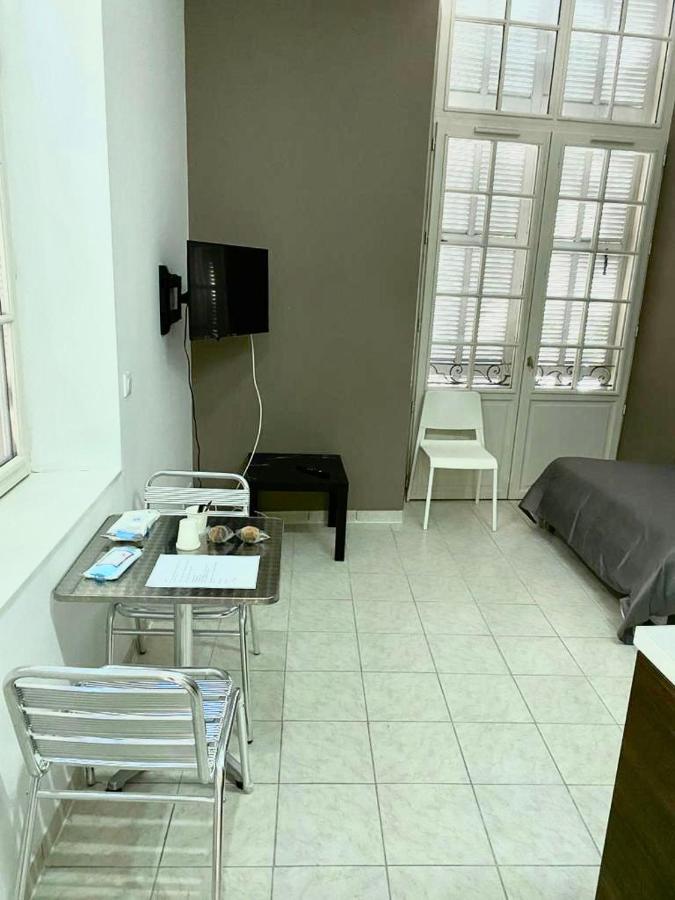 Five Stars S2 Aparthotel Marseille Exterior photo